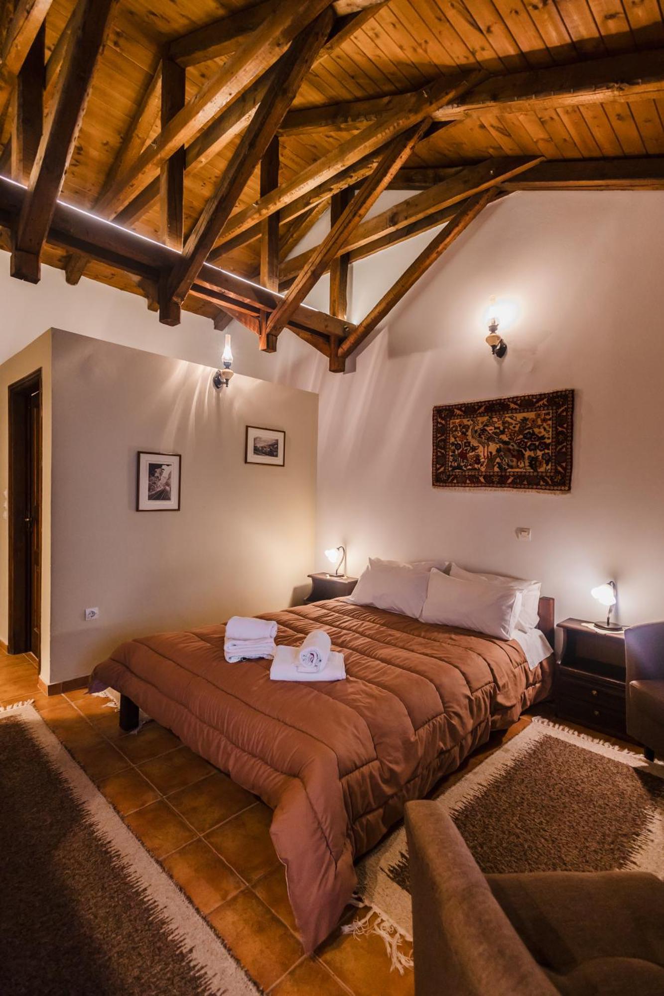 Guesthouse Armakas كالافريتا المظهر الخارجي الصورة